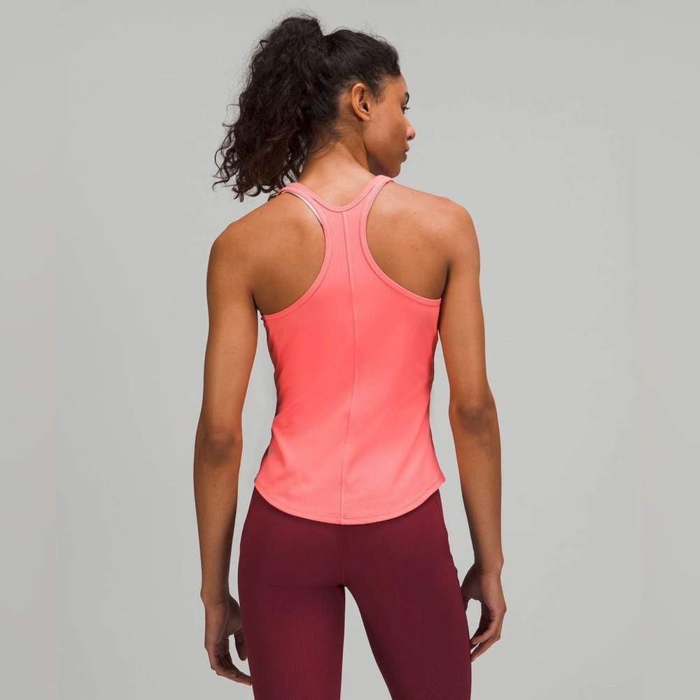 🍋 Lululemon Base Pace Ribbed Tank Top
Raspberry Cream - Picture 3 of 8
